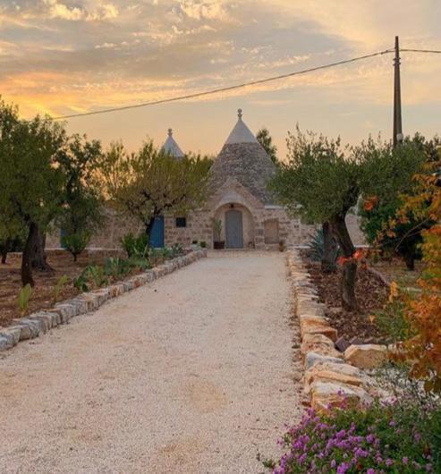 Trulli Alla Controra 孔韦尔萨诺 外观 照片