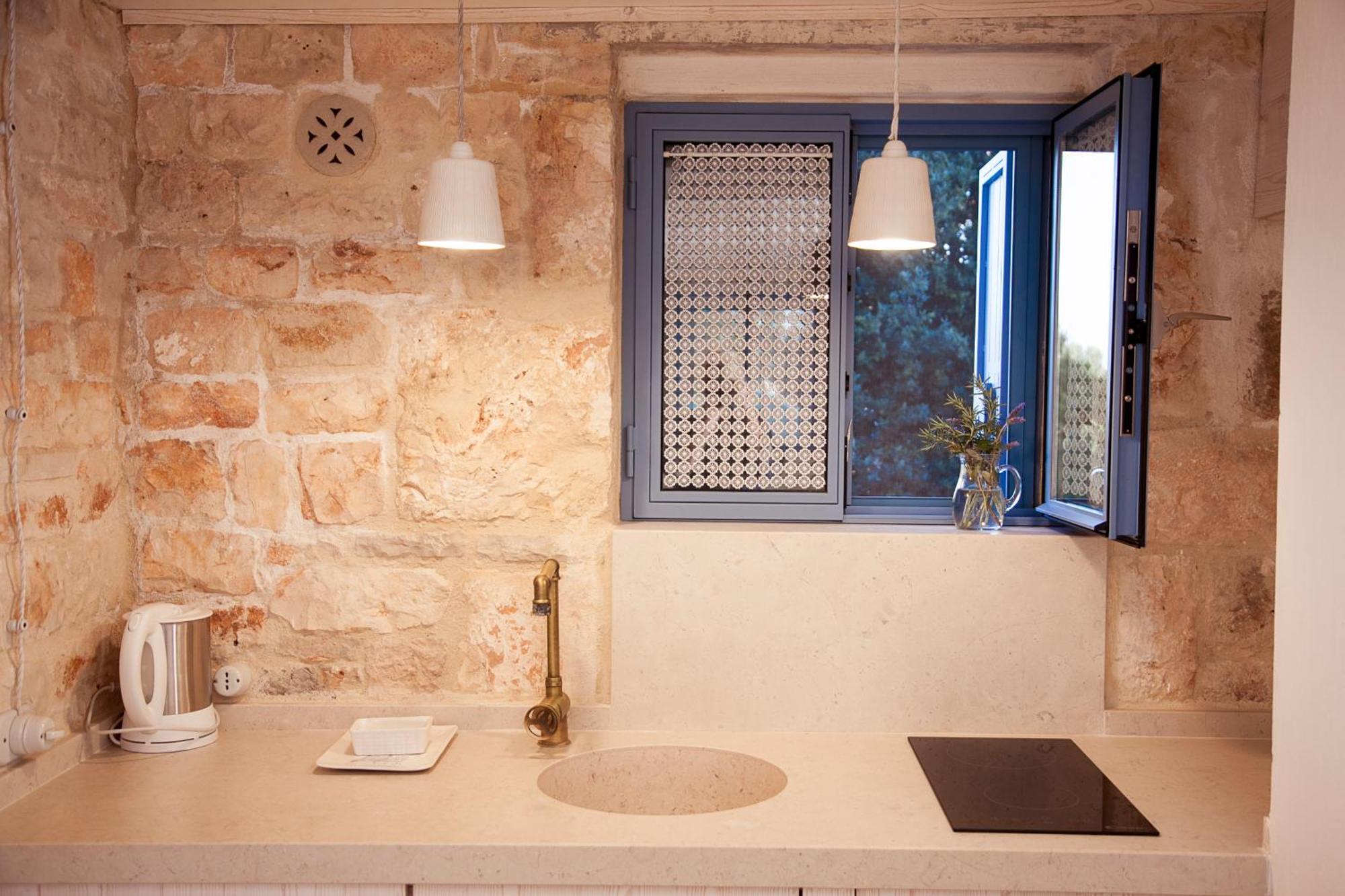 Trulli Alla Controra 孔韦尔萨诺 外观 照片