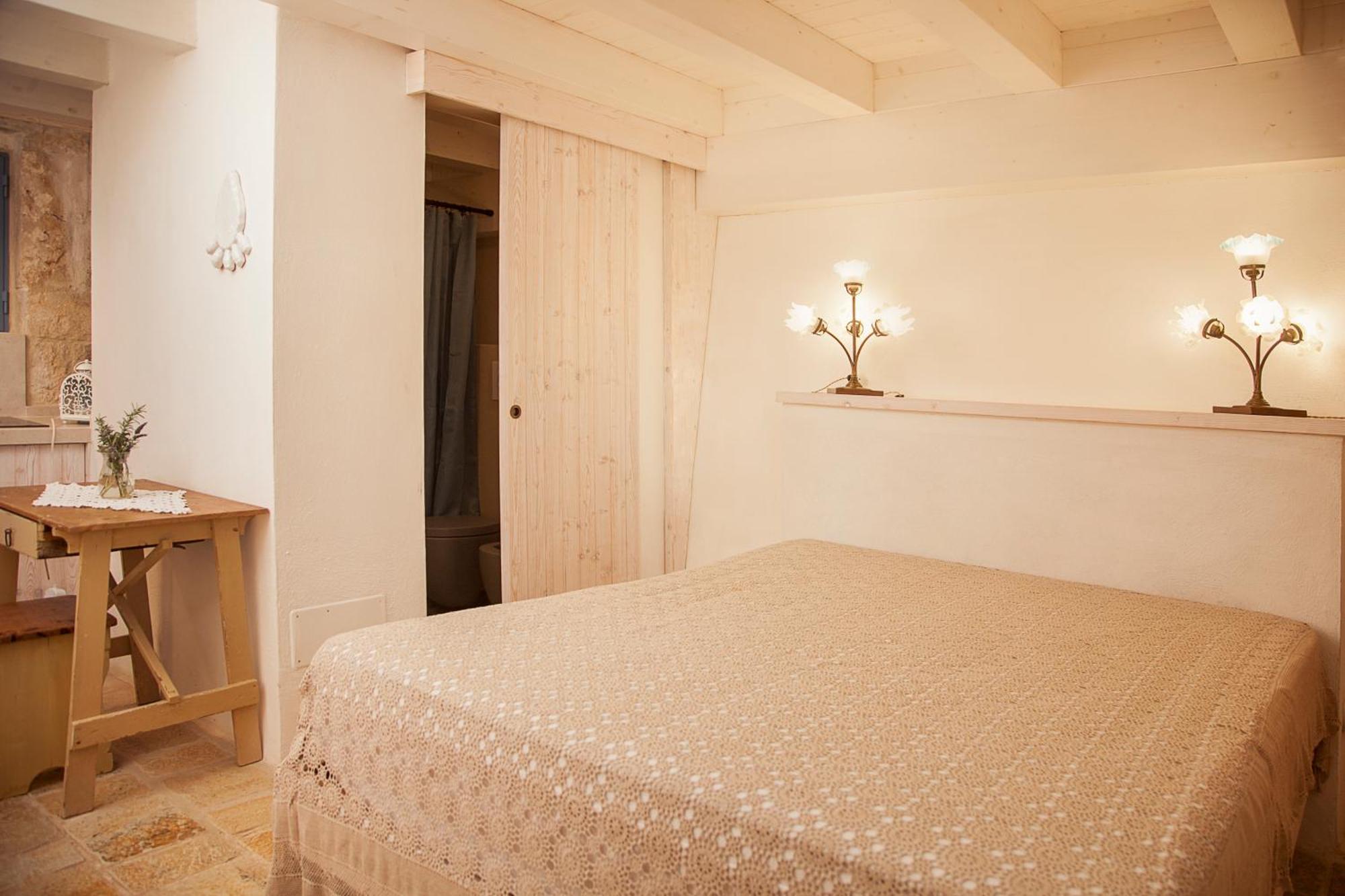 Trulli Alla Controra 孔韦尔萨诺 外观 照片