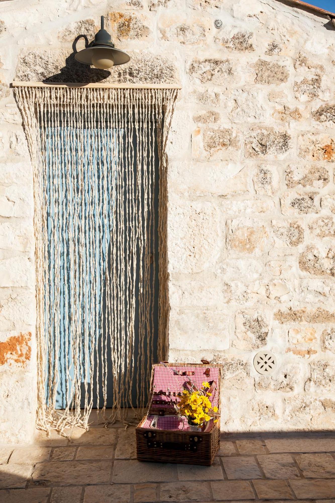 Trulli Alla Controra 孔韦尔萨诺 外观 照片