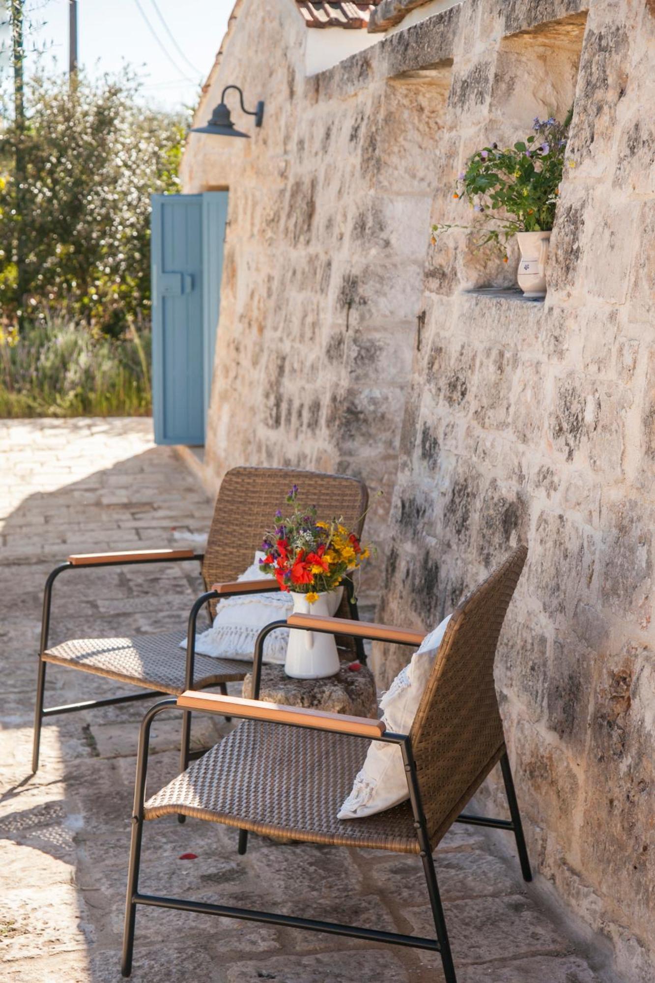 Trulli Alla Controra 孔韦尔萨诺 外观 照片
