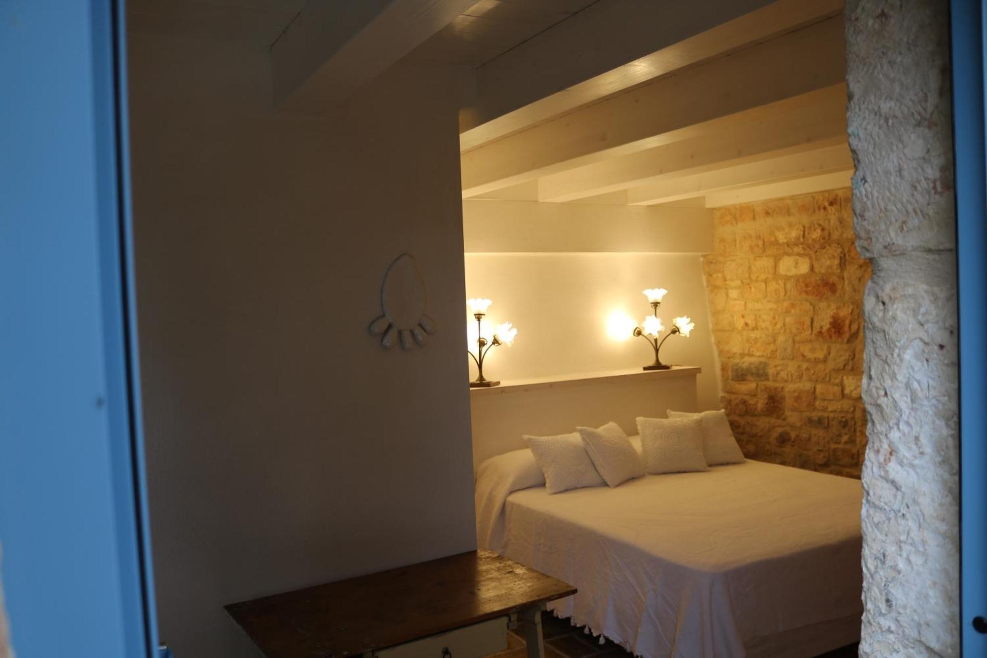 Trulli Alla Controra 孔韦尔萨诺 外观 照片